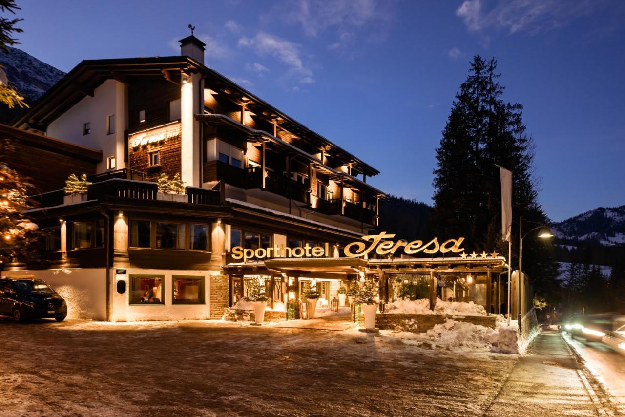 Sporthotel Teresa Badia  Exteriör bild